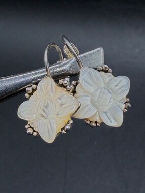 Vintage Handmade Etched Pearlescent Feminine Floral Flower Earrings, Jewelry